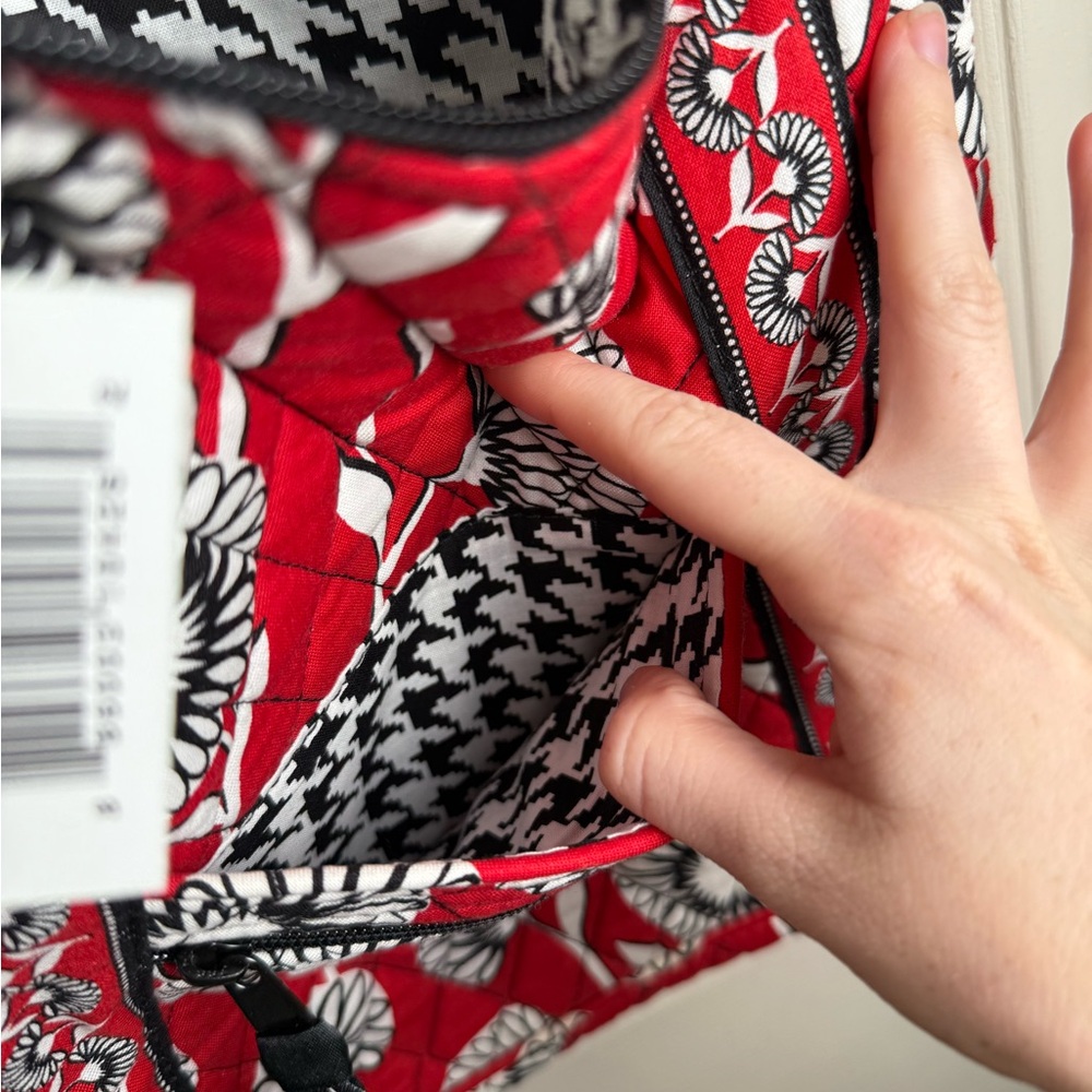 NWT Vera Bradley Red Floral Crossbody Bag - Picture 5 of 10